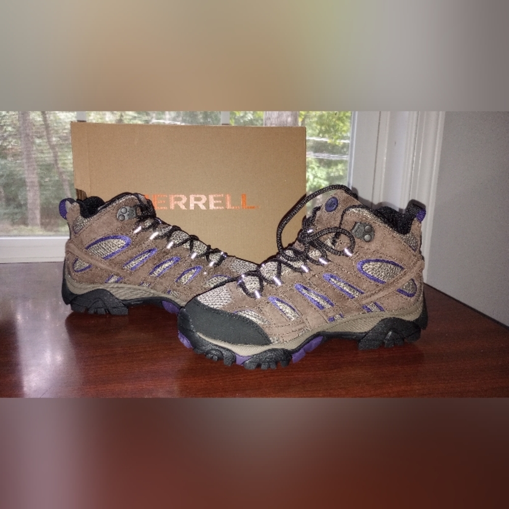 Moab 2 Vent Mid Hiking Boot